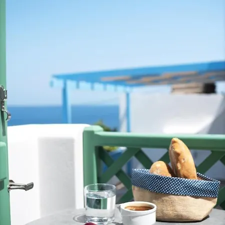 Aelia & Aparthotel 4*