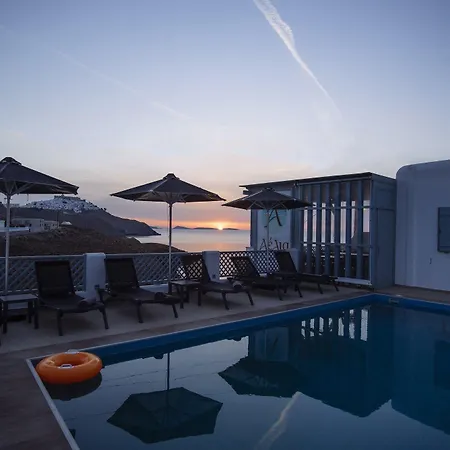 Apartmanhotel Aelia & 4*