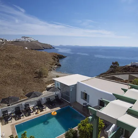 Aelia & Aparthotel 4*