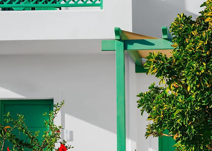 アパートホテル Aelia &