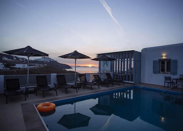 アパートホテル Aelia & 4*