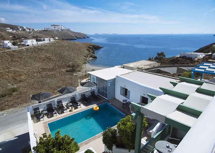 アパートホテル Aelia &