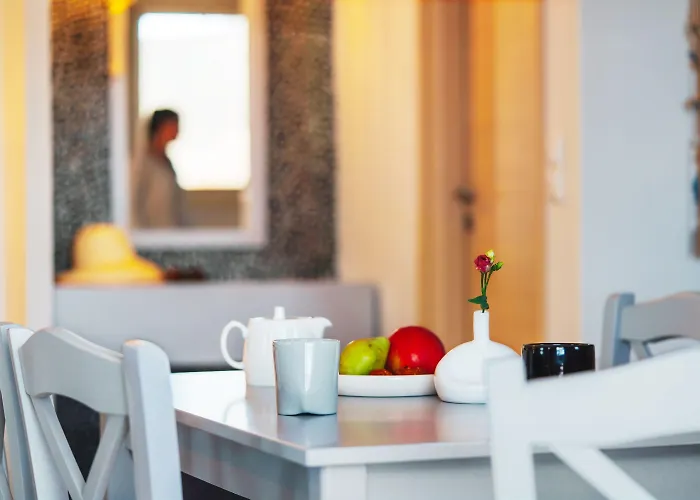 アパートホテル Aelia &